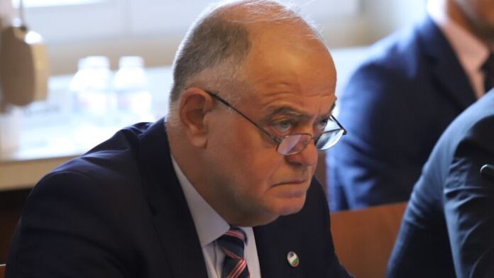 Атанас Атанасов катастрофира в Русе