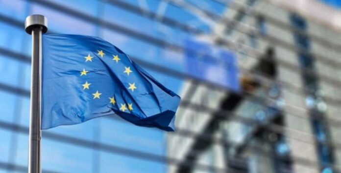 Министрите на отбраната на ЕС обсъждат производството на снаряди за Украйна