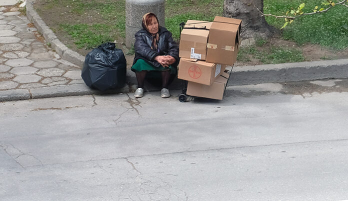 Област Благоевград: На 17 място в страната по бедност