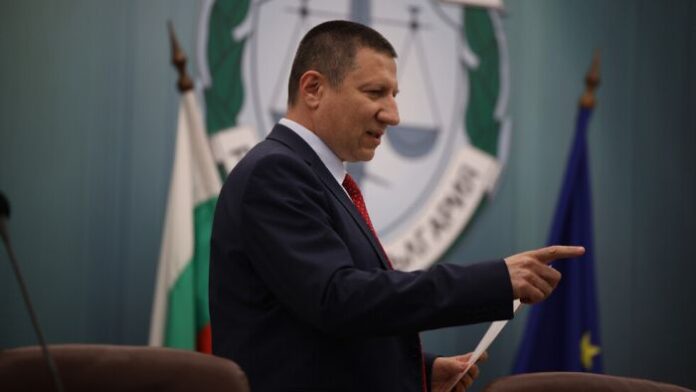 Борислав Сарафов бе избран за изпълняващ длъжността главен прокурор