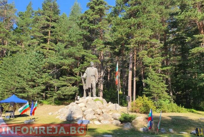 Откриха сезонна автобусна линия Гоце Делчев - Добротино - Попови ливади