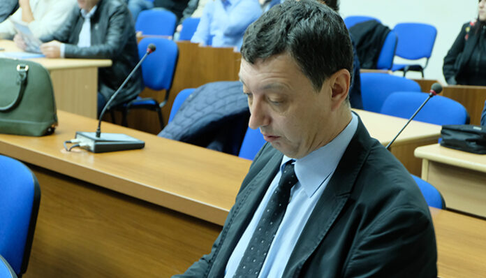 ОИК прекрати правомощията на Бисер Стойчев след решението на КПКОНПИ