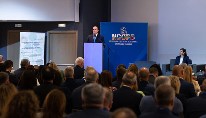 На конференция на НСОРБ: Радев се срещна с кметовете