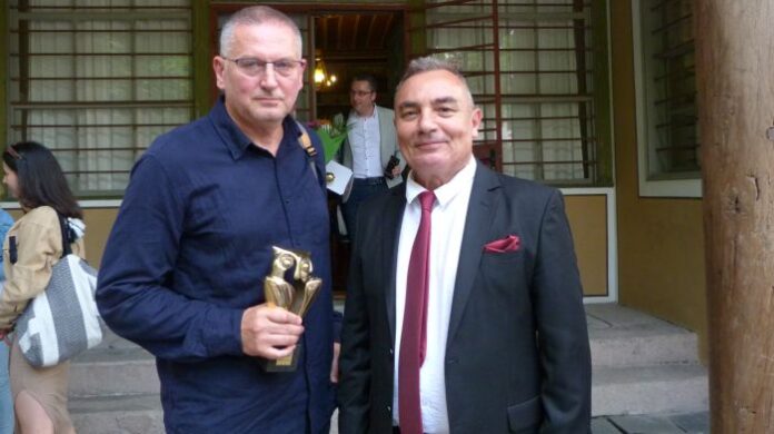 Министър Кръстев връчи голямата награда „Христо Г. Данов“ на Георги Господинов