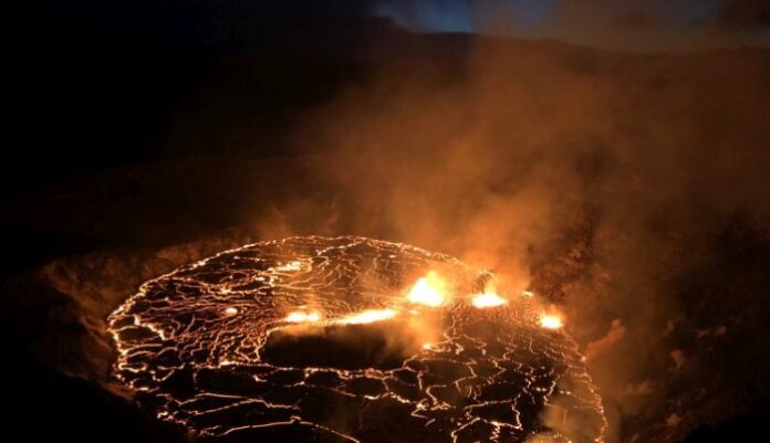 Изригна вулканът Килауеа на Хавайските острови