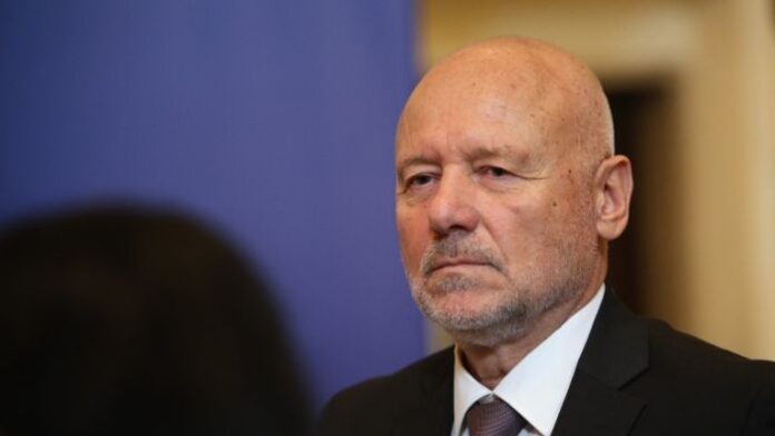 Тагарев: Изпращаме на Украйна годни стари неща, ще бъдем компенсирани финансово
