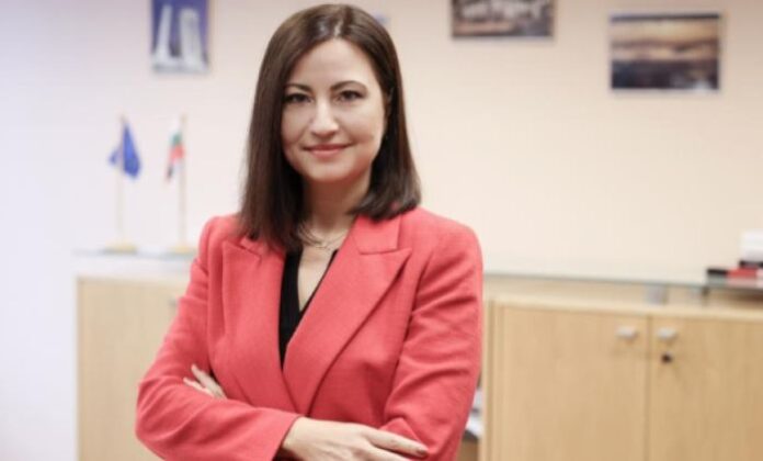 Фон дер Лайен: ЕК ще предложи Илиана Иванова за еврокомисар