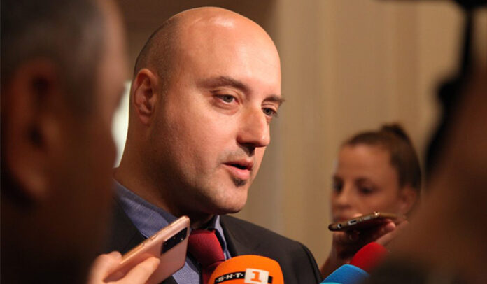 Атанас Славов: Недопустимо е Гешев да се върне като прокурор във ВКП