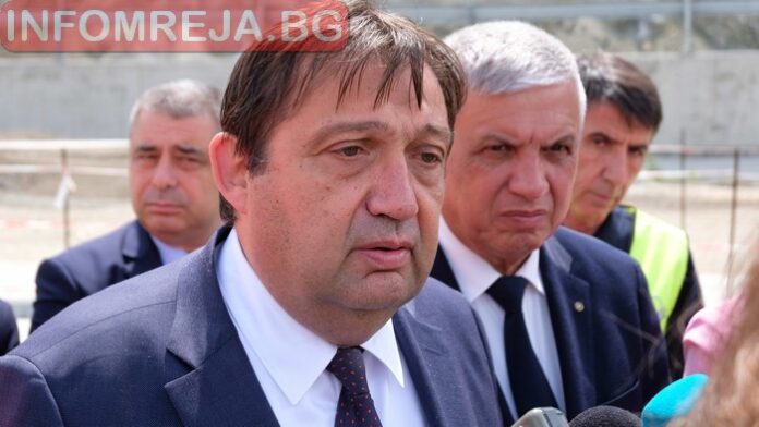 Шишков: За 10 месеца оставям над 30 км готови пуснати магистрали