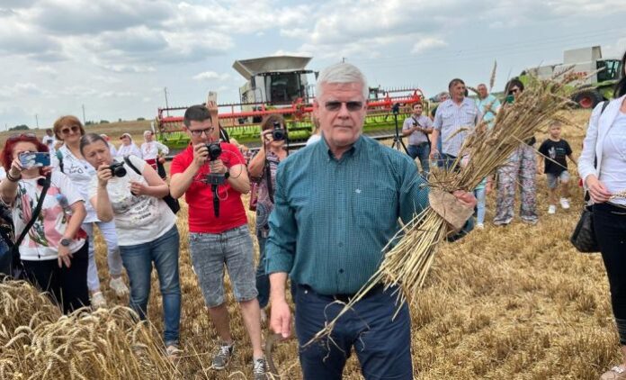 Министър Вътев: За тази година очакваме реколта от над 6 млн. тона пшеница