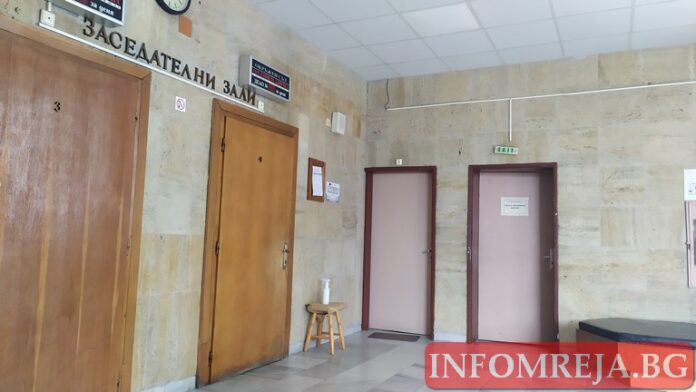 Условна присъда за кюстендилка, хваната с 10 китайци в Багренци