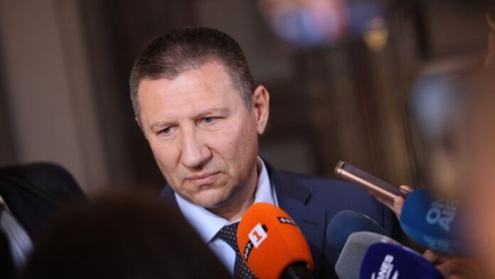 Борислав Сарафов иска да знае поименно МВР кого охранява