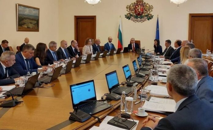 Пет основни приоритета в управленската програма на правителството