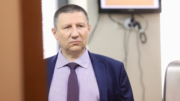 Борислав Сарафов поиска отстраняването на Ясен Тодоров... отново