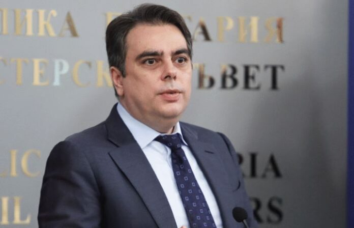 Министър Асен Василев: Българският бизнес ще има достъп до 2 млрд. лв. кредити на по-ниски лихви