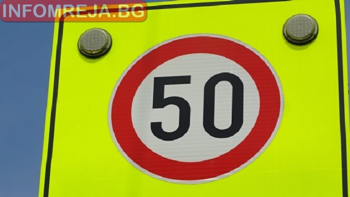Отново! Румънец кацна на бетоновите прегради на "Струма" край Симитли