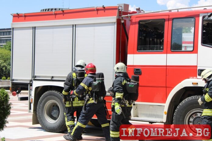 Деца едва не подпалиха блок в Русе, правили си експерименти