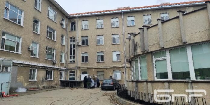 Шефът на болницата в Горна Оряховица ще преговаря с наследниците на убитата от кучета санитарка