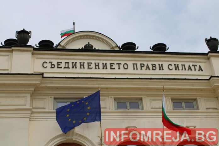 Даваме на Украйна ядрените реактори от АЕЦ „Белене"