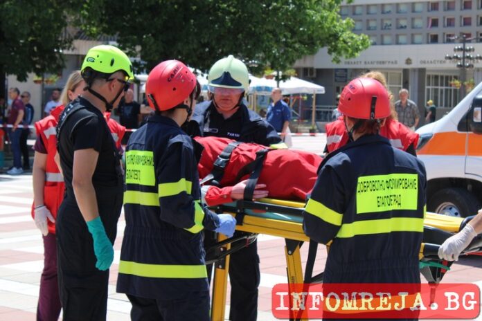 Коли се удариха челно на пътя Русе - Разград, има тежко пострадали