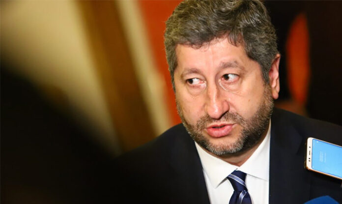 Христо Иванов: България претърпя исторически провал в народната дипломация със Северна Македония