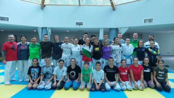 Състезатели от СК „Дарис" - Кюстендил, на Национален лагер в Кранево