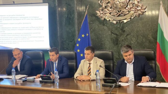 МВР и Прокуратурата отчетоха: 220 са досъдебните производства за трафик на хора през август