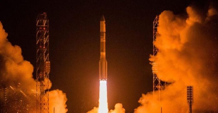 Руски товарен кораб потегли към Международната космическа станция