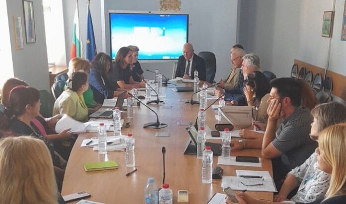 МОН: Приета е визия за развитие на дуалното обучение до 2030 г.