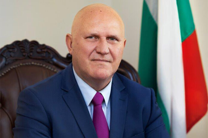 В пловдивско училище писали оценки на починала ученичка