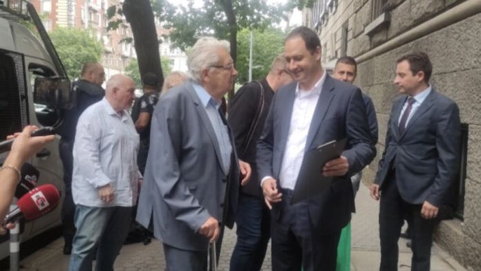 ИК внесе заявление в парламента за референдум за националния празник 3 март