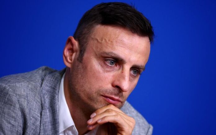 Бербатов: Защо ФИФА мълчи за черното тото и пиянските скандали на Михайлов?