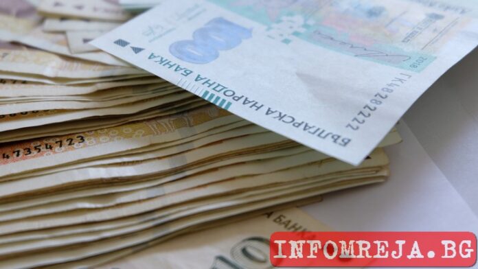 Министър Илиев увеличи парите за ученическите игри