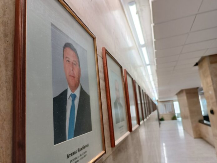 Има ли "пилот" Община Благоевград? Камбитов и институцията коментират