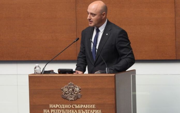 Славов с искане до АДФИ за проверка на обществени поръчки във „Фонд Затворно дело“