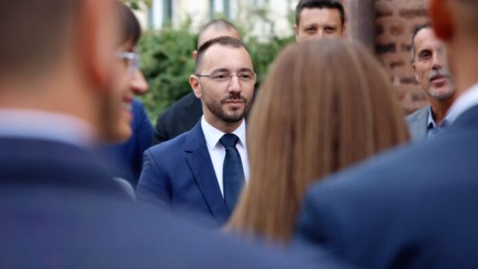 ГЕРБ регистрира Антон Хекимян за кмет на София