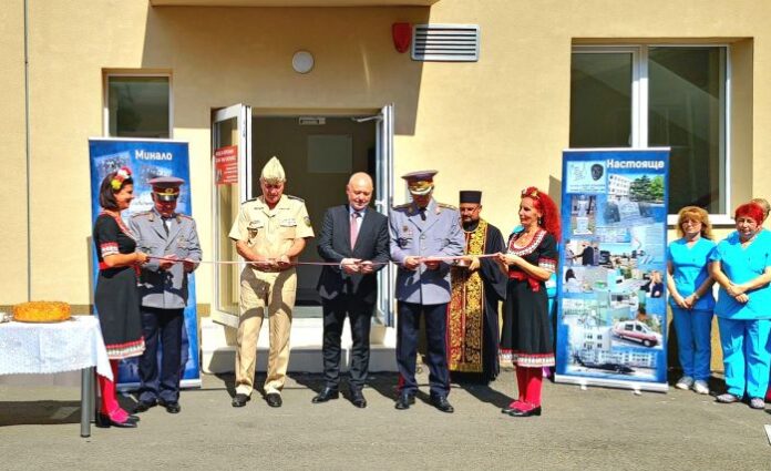 Тагарев: Продължаваме да инвестираме в медицинското осигуряване