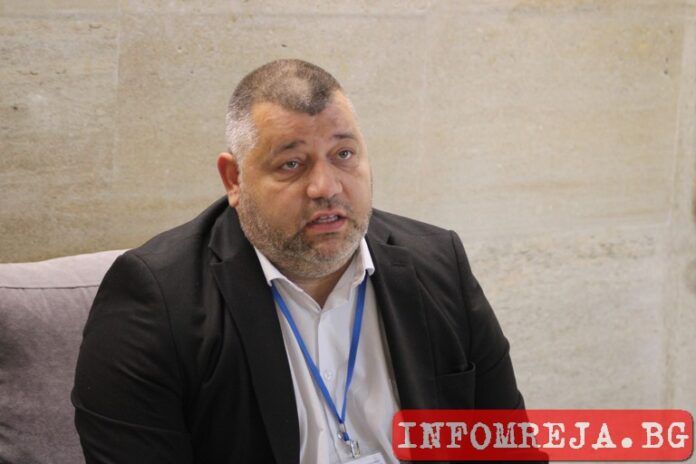 Член на СИК е ударил в гърдите избирател в благоевградско село