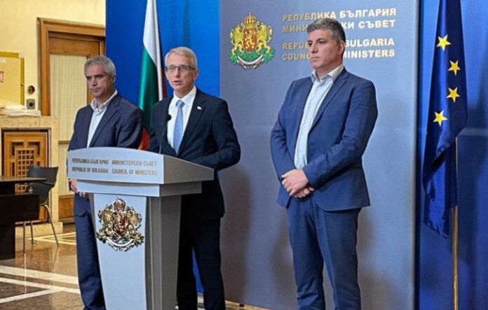 Премиерът акад. Денков: Съгласие се постига чрез разговори, но не през мегафони