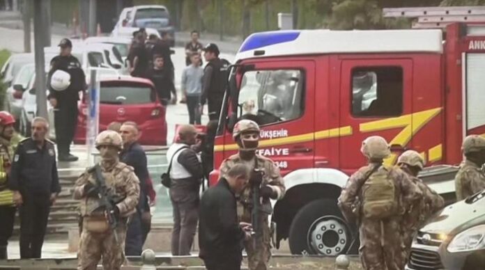 След атентата в Анкара: Близо 90 задържани при мащабна операция срещу ПКК