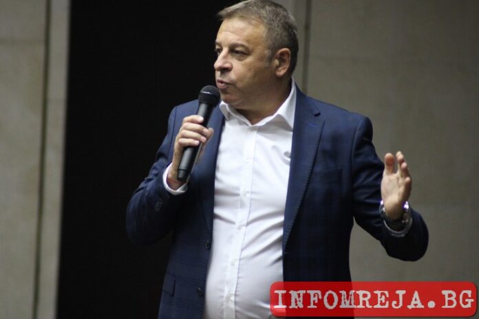 Атанас Камбитов представи своята предизборна управленска програма