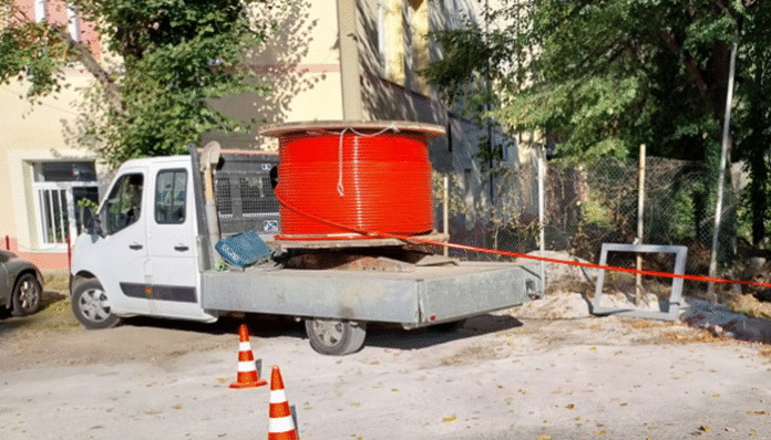 ЕРМ Запад стартира пилотен проект по полагане на екокабели