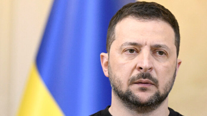Зеленски: Пълният украински контрол върху огъня над Крим е въпрос на време
