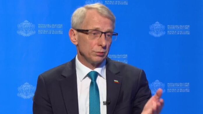 Денков: Имаме готовност да евакуираме още българи от Израел