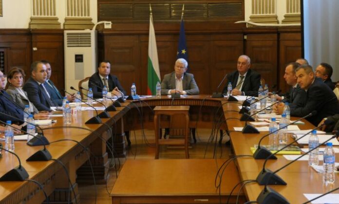 Вътев: Работим за прецизно планиране между добива на дървесина и опазване на горите