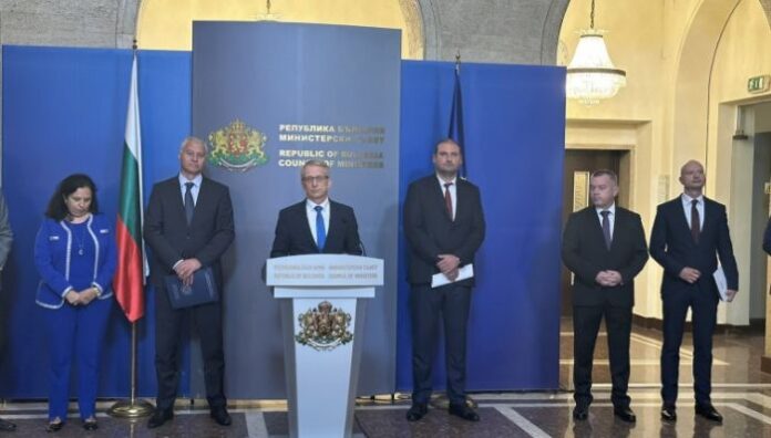 Въвеждат жълто ниво на опасност за летища, гари и синагоги у нас