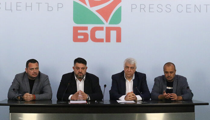 БСП: „Възраждане” блокира вота на недоверие и крепи правителството