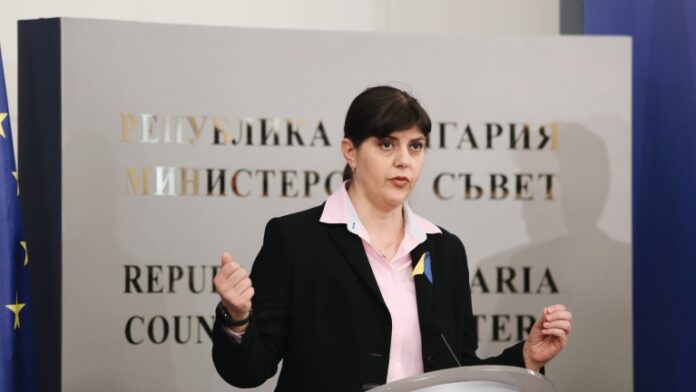 Лаура Кьовеши пристигна в България