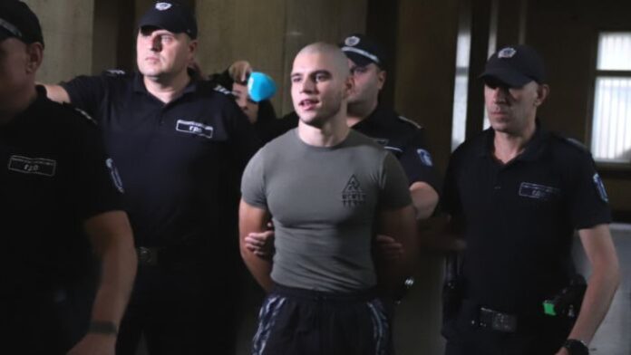 Прокурорският син Васил Михайлов остава в ареста