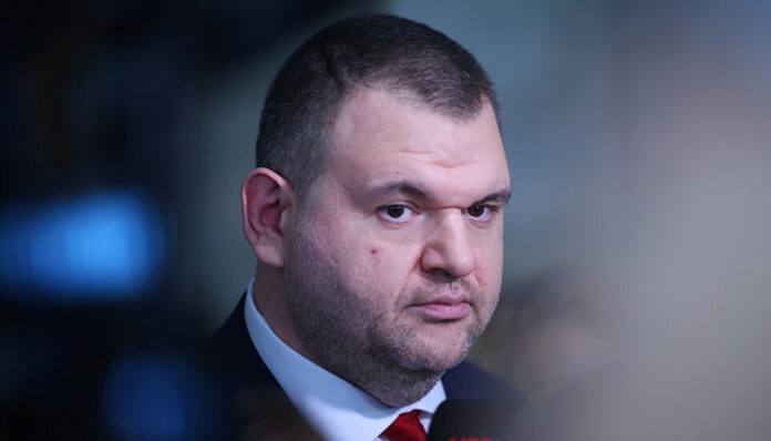 Делян Пеевски иска да се прекрати "изкуствената криза" с недостига на инсулин